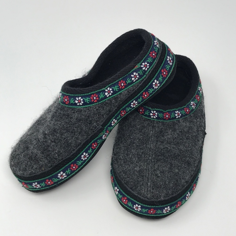 Kids Acorn Gray Wool Slippers floral trim 9.5-10.5